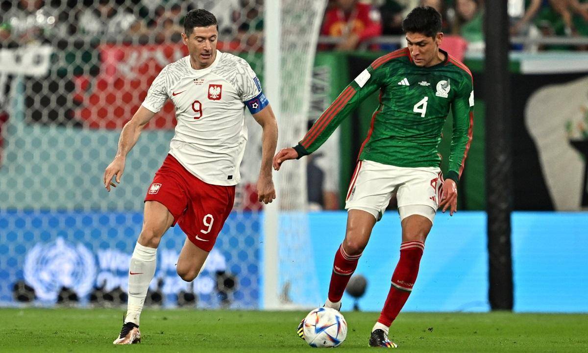 莱万多夫斯基在湖人比赛中逆转，势不可挡引发热议！